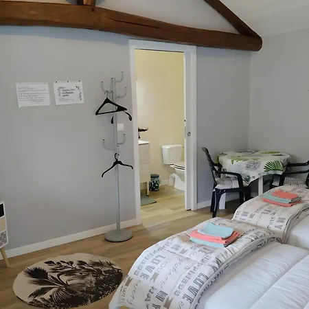D'hotes Le Paradis Cache Отель типа 