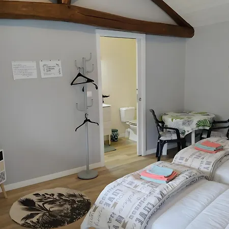 D'hotes Le Paradis Cache Frühstückspension